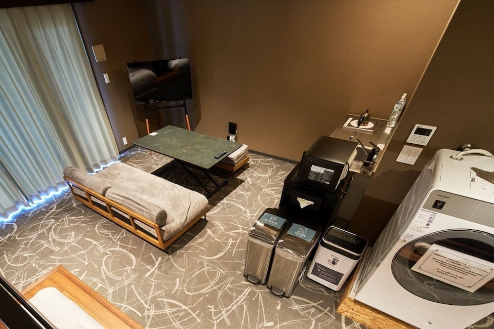 デラックス アパートメント_禁煙(レンタカーなし) 専用キッチン2 | B/C HOTEL 那覇 レンタカー付ホテル