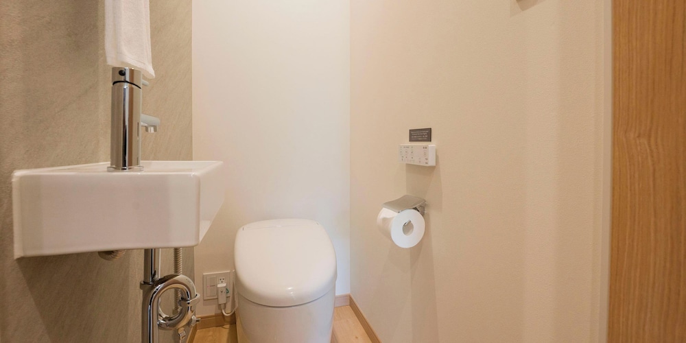 D-2 type, 天然温泉,サウナ, ７５インチ大型TV[ペット不可]（6名定員） バスルーム0 | Rakuten STAY VILLA 鬼怒川リバーサイド