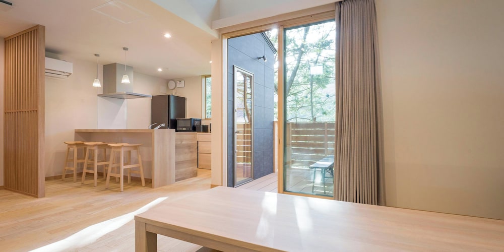 D-2 type, 天然温泉,サウナ, ７５インチ大型TV[ペット不可]（6名定員） | Rakuten STAY VILLA 鬼怒川リバーサイド