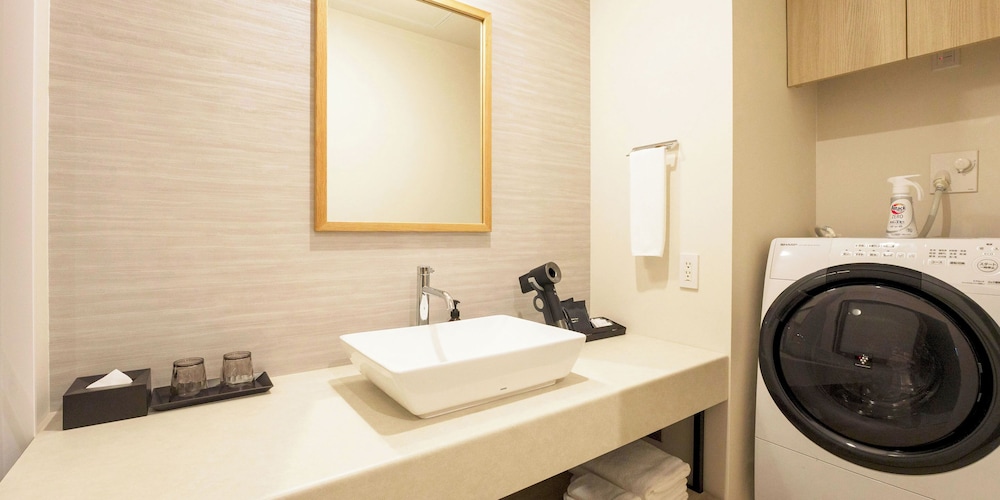 E type, 天然温泉, 岩盤浴ベッド [ヴィラ][ペット不可]（6名定員） バスルーム3 | Rakuten STAY VILLA 鬼怒川リバーサイド