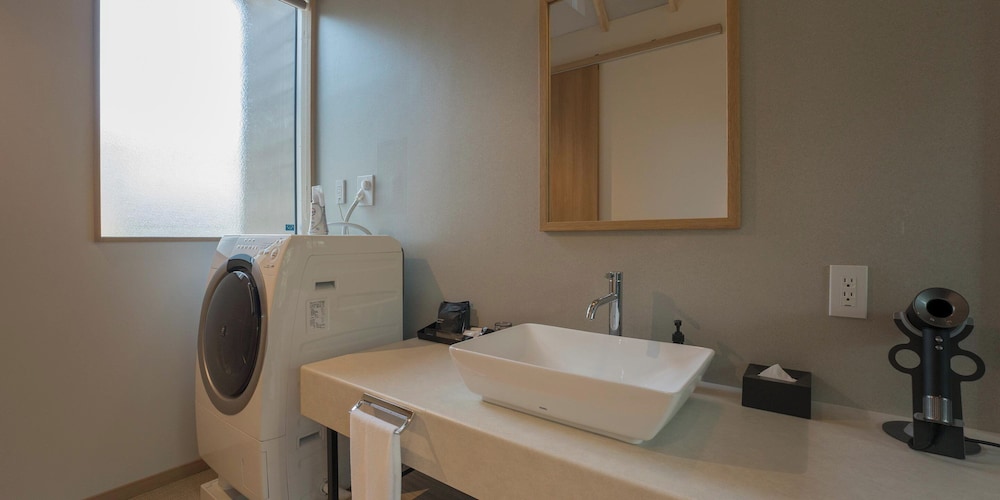 B type 天然温泉, サウナ,ドッグラン[ペット可]（6名定員） バスルーム1 | Rakuten STAY VILLA 鬼怒川リバーサイド