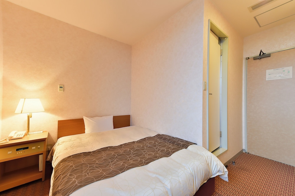 エコノミールーム シティビュー 客室1 | KKR 京都くに荘