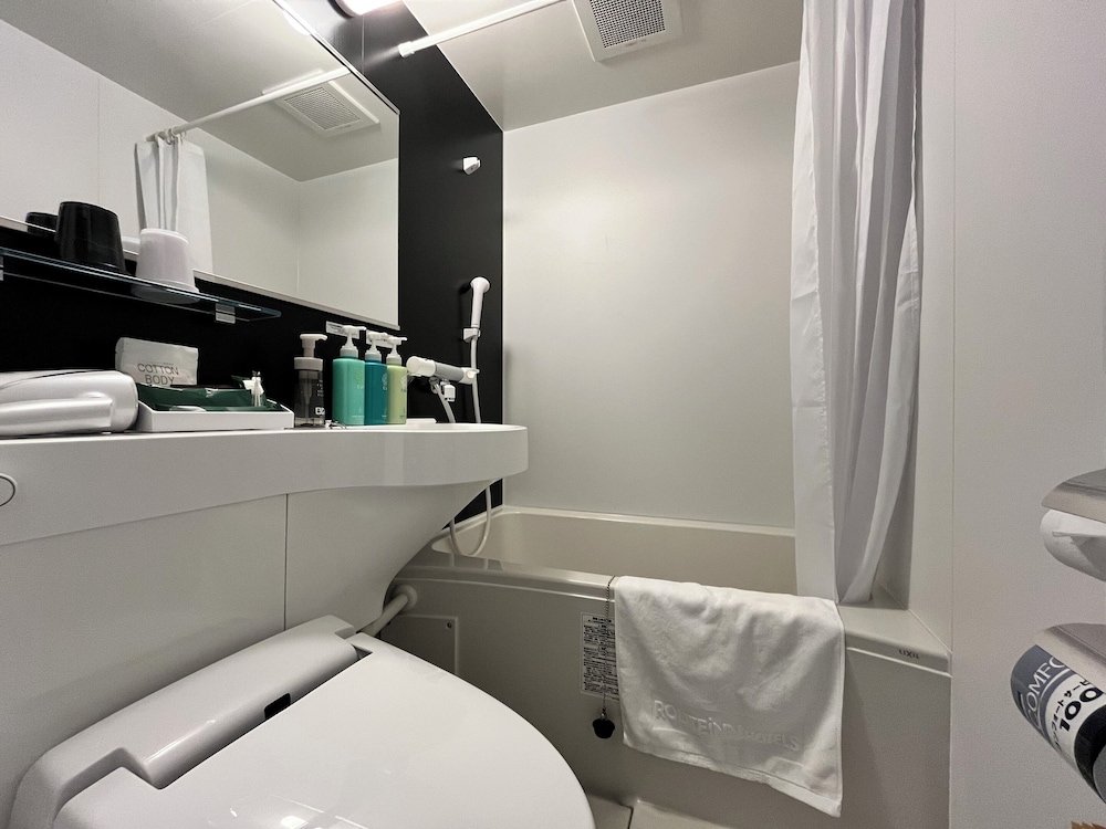 スタンダード セミダブルルーム 禁煙 バスルーム0 | ホテルルートイン都城