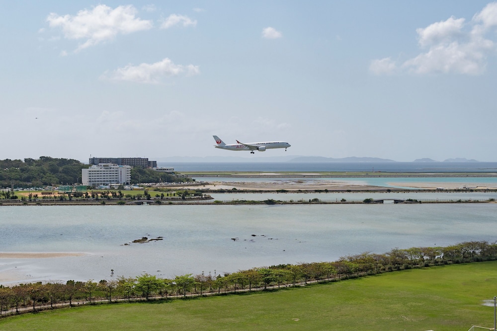 ファミリー アパートメント 禁煙 テラス 部屋からの景観2 | ホテルエアポートビュー NAHA