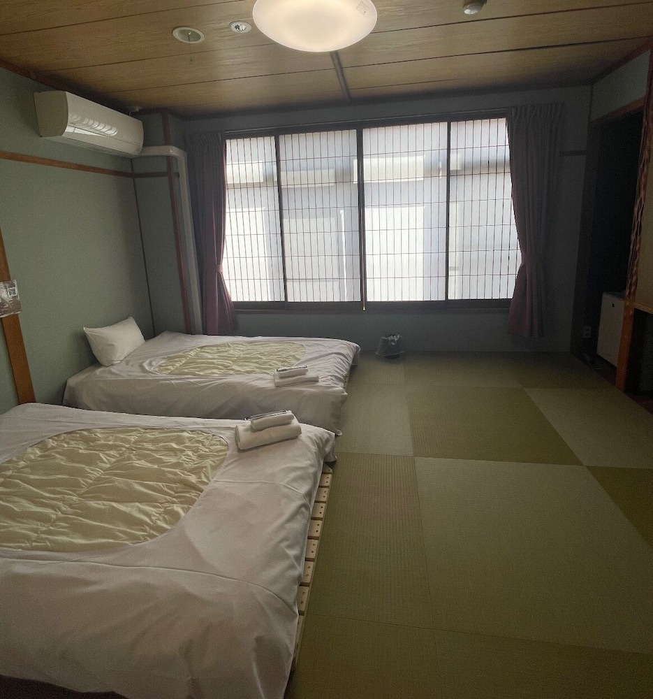 お任せジャパニーズツイン 客室2 | KOMOREBI　HOSTEL-your cozy place-