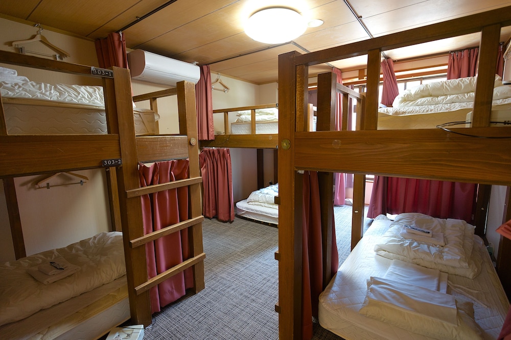 バンクルーム 6ベッド 禁煙 | KOMOREBI　HOSTEL-your cozy place-