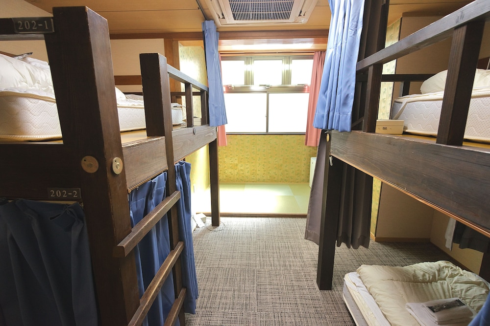 バンクルーム 4ベッド 禁煙 客室2 | KOMOREBI　HOSTEL-your cozy place-