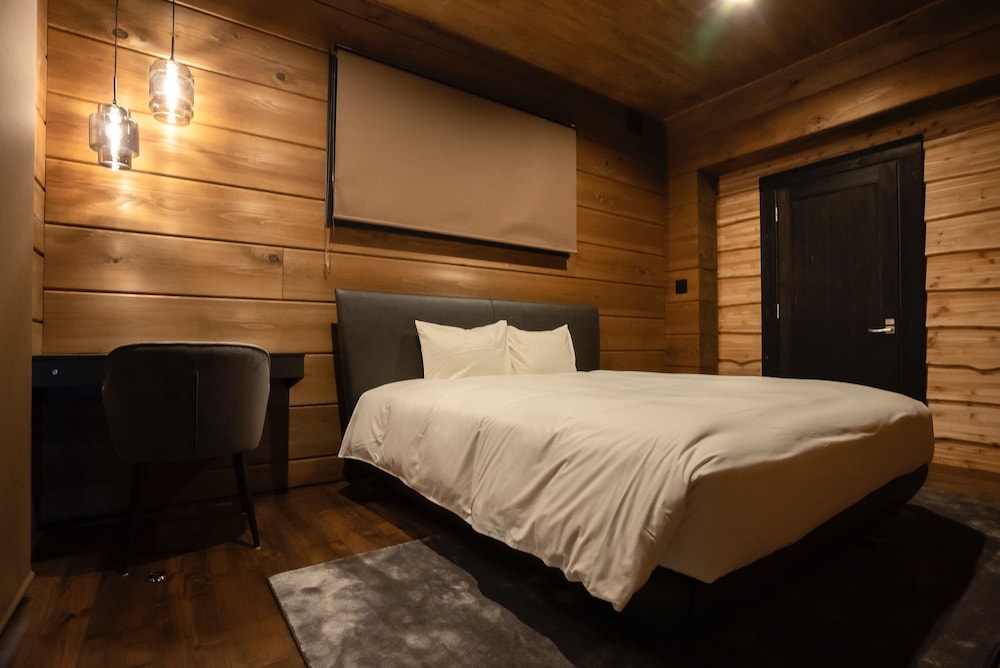 デラックス シャレー マウンテンビュー 客室4 | Fountainhead Hakuba