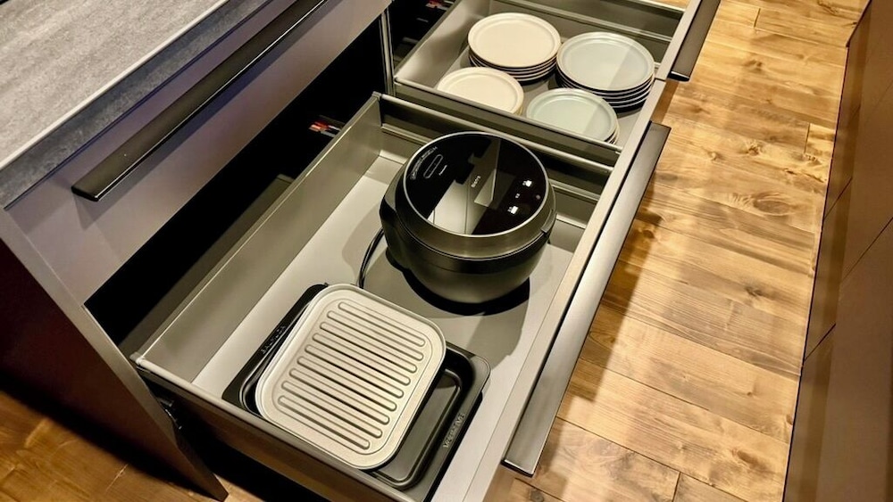 デラックス シャレー マウンテンビュー 専用キッチン3 | Fountainhead Hakuba