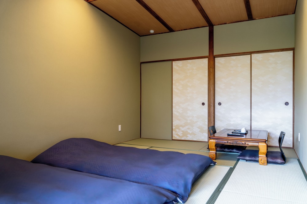 トラディショナル ルーム ベッド (複数台) 禁煙 ガーデンビュー 客室3 | YuYu Hakone - Private Open Air Onsen Usage Guaranteed
