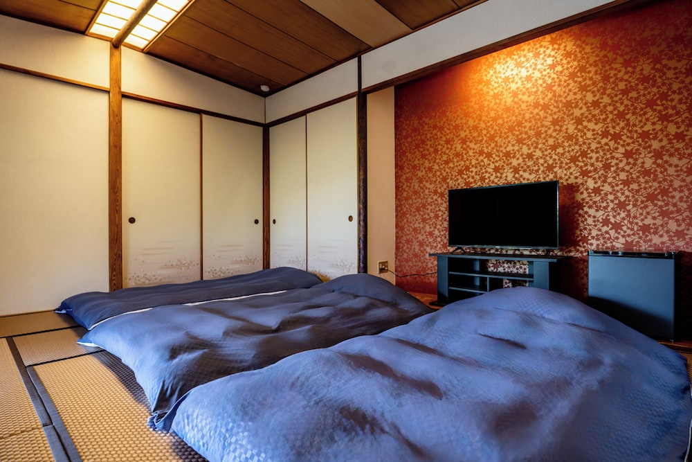 トラディショナル ルーム ベッド (複数台) 禁煙 ガーデンビュー 客室4 | YuYu Hakone - Private Open Air Onsen Usage Guaranteed