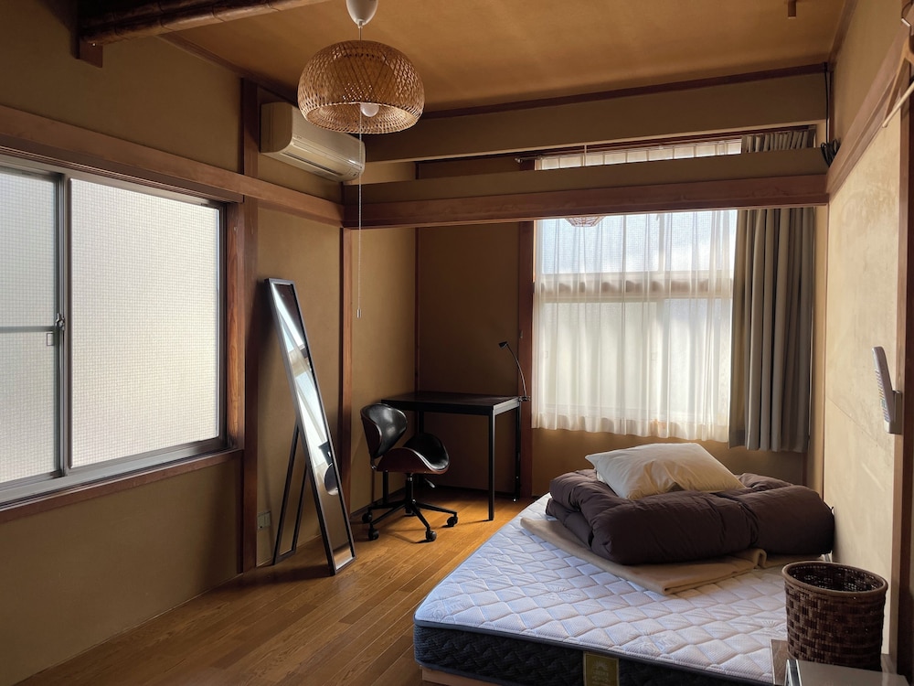 ダブルルーム 洋室 禁煙 204 | 北アルプス麓のゲストハウス林屋