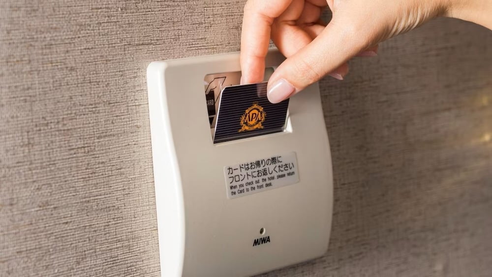 スタンダード ダブルルーム 客室5 | アパホテル〈京都五条大宮〉