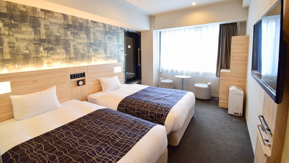 スーペリア ツインルーム マッサージ (室内)0 | アパホテル〈京都五条大宮〉