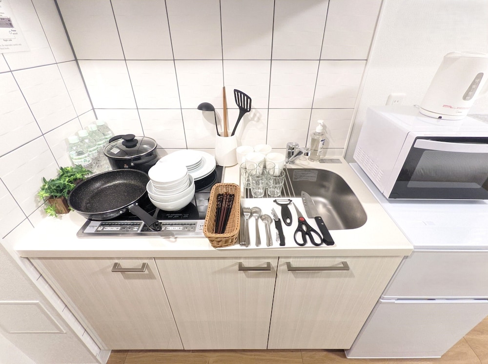 デラックス 4 人部屋 シティビュー 専用キッチン0 | ESLEAD HOTEL Namba South Ⅰ