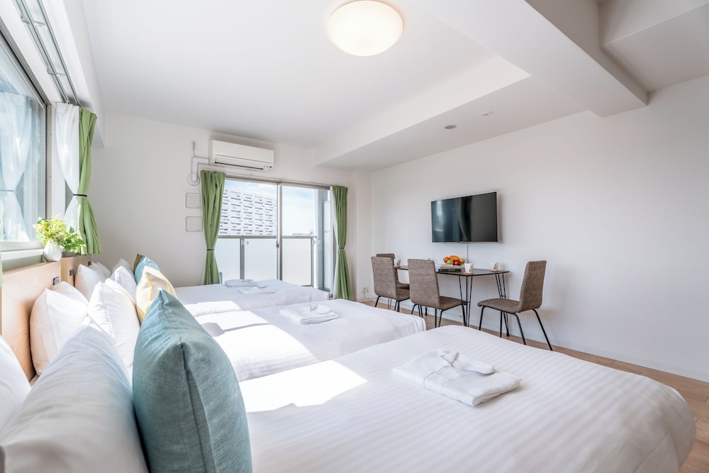 プレミアム 4 人部屋 シティビュー 客室2 | ESLEAD HOTEL Namba South Ⅰ
