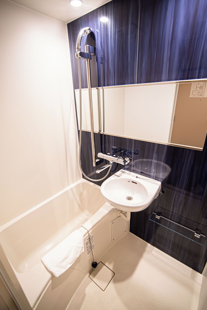 ベーシック ルーム バスルーム3 | アナザースカイ京都二条城