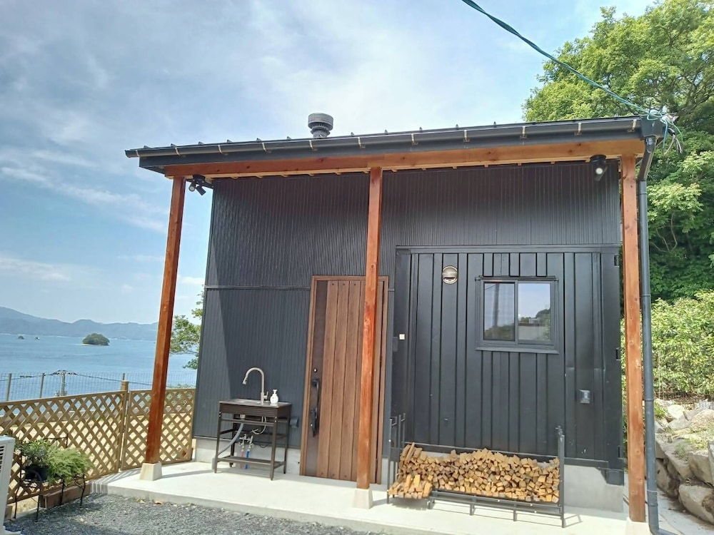 モダンジャパンハウス禁煙 オーシャンビュー B, ペット可 | 一棟貸し宿　凪nagi