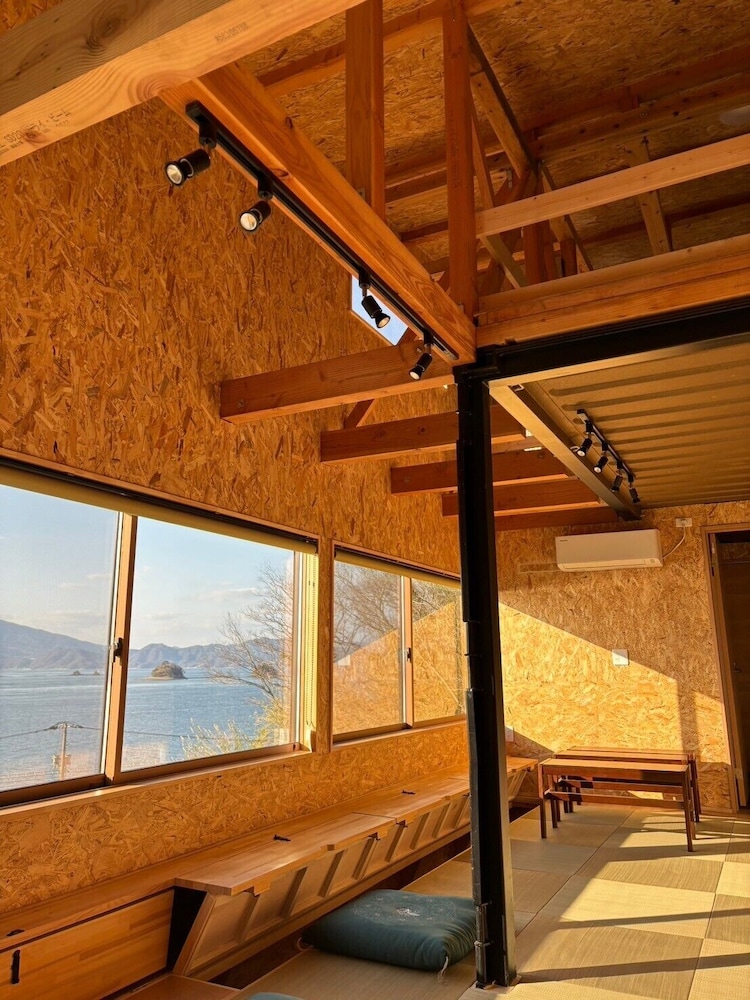 モダンジャパンハウス 禁煙 オーシャンビュー A, ペット不可 客室2 | 一棟貸し宿　凪nagi