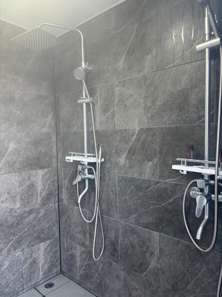 モダンジャパンハウス 禁煙 オーシャンビュー A, ペット不可 手持ち式のシャワーヘッド0 | 一棟貸し宿　凪nagi