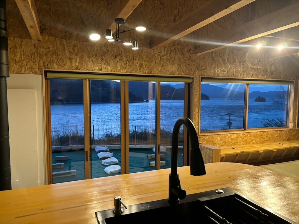 モダンジャパンハウス 禁煙 オーシャンビュー A, ペット不可 専用キッチン0 | 一棟貸し宿　凪nagi