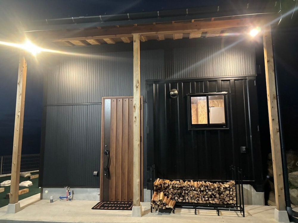 モダンジャパンハウス禁煙 オーシャンビュー B, ペット可 客室11 | 一棟貸し宿　凪nagi