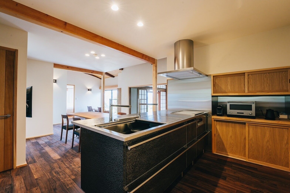 ラグジュアリー ヴィラ オーシャンビュー バスルーム0 | 阿品邸