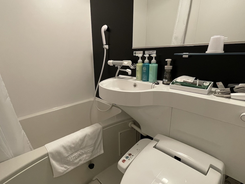 コンフォート ツインルーム 禁煙 バスルーム0 | ホテルルートイン大飯高浜