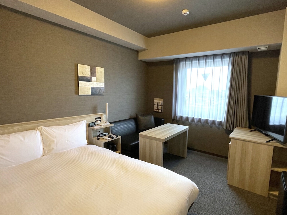 スタンダード セミダブルルーム 禁煙 | ホテルルートイン大飯高浜