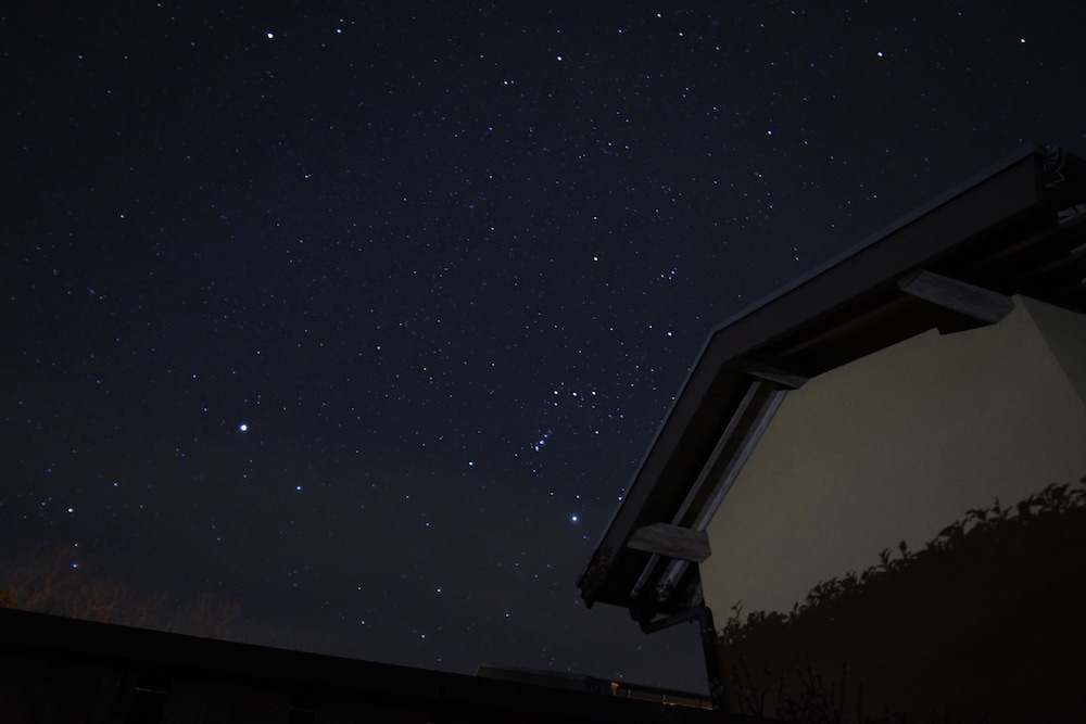 ベーシック ルーム パーシャル オーシャン ビュー 客室4 | はなれ宿善積