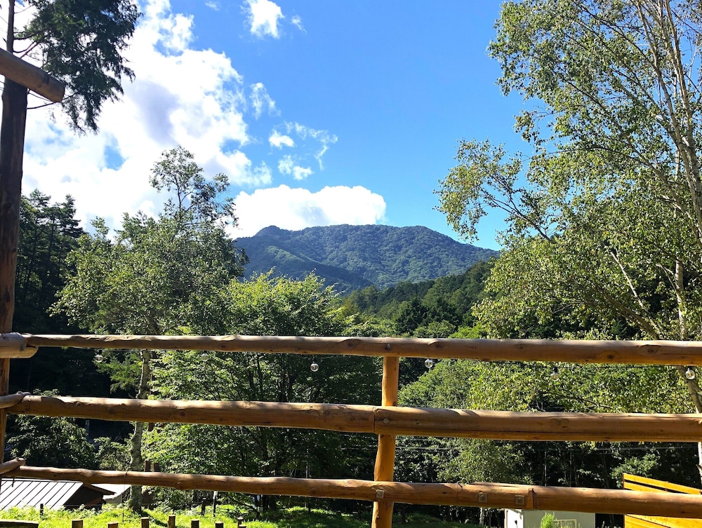 タイプAコンフォート テント バルコニー マウンテンビュー テラス / パティオ1 | Glamping La Fonte