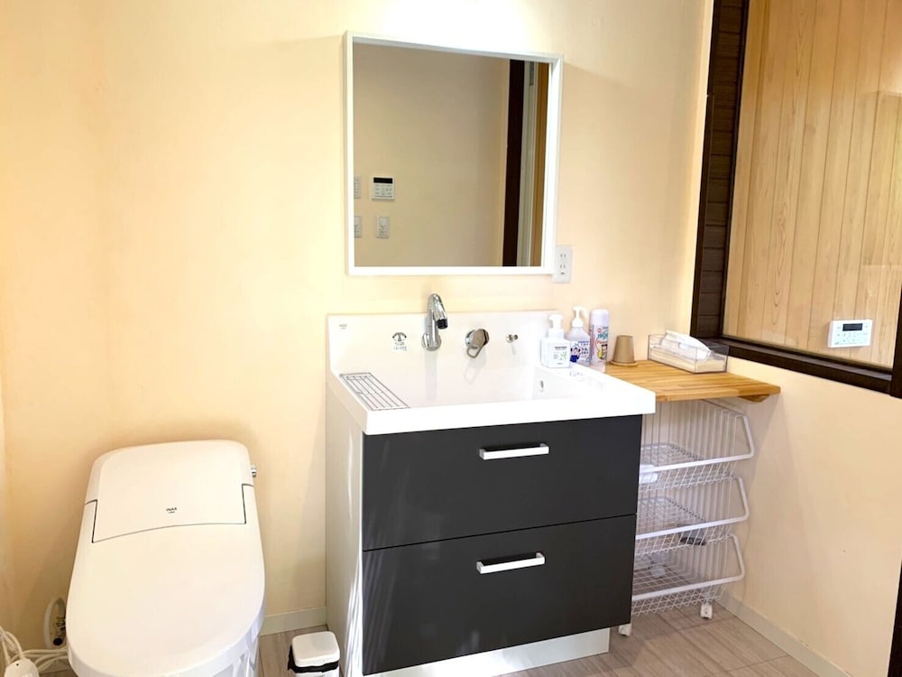 タイプCコンフォート テント バルコニー マウンテンビュー バスルーム0 | Glamping La Fonte