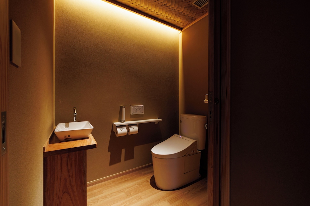 [なでしこ] 露天風呂付　和洋室 (94 square meter) 客室1 | 松籟荘