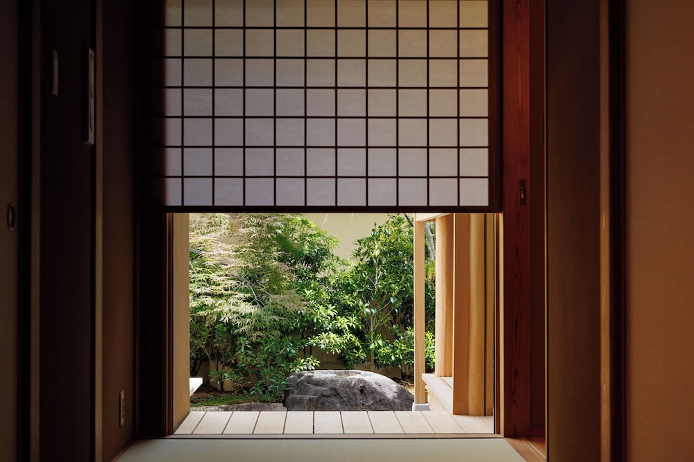 [きく] 露天風呂付　純和室 (95 square meter) 客室23 | 松籟荘