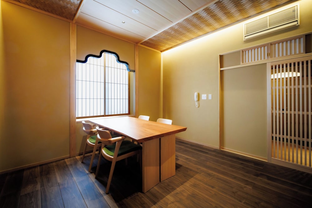 [はぎ] 露天風呂付　純和室 (90 square meter) 客室9 | 松籟荘