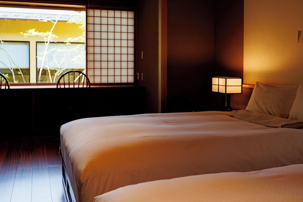 [しゃくなげ] 露天風呂付　ツイン (60 square meter) 客室1 | 松籟荘