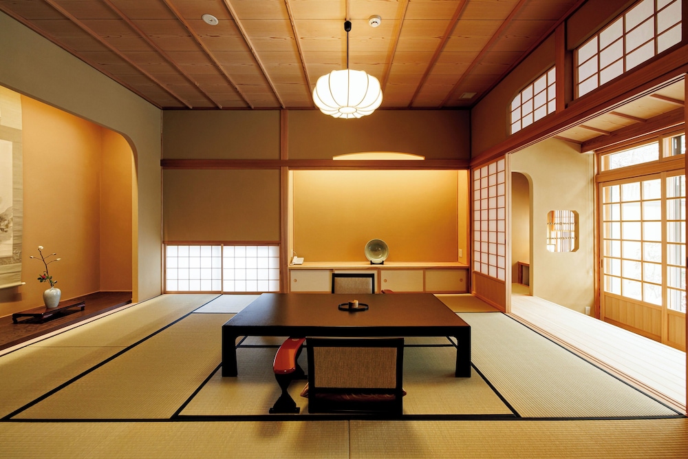 [はぎ] 露天風呂付　純和室 (90 square meter) | 松籟荘