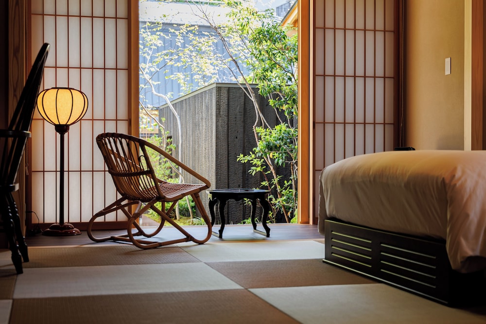 [こまくさ] 露天風呂付　ツイン (60 square meter) 客室15 | 松籟荘