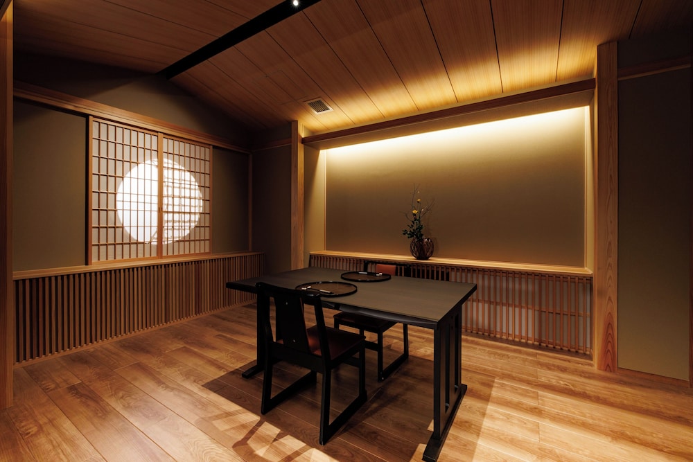 レストラン1 | 松籟荘