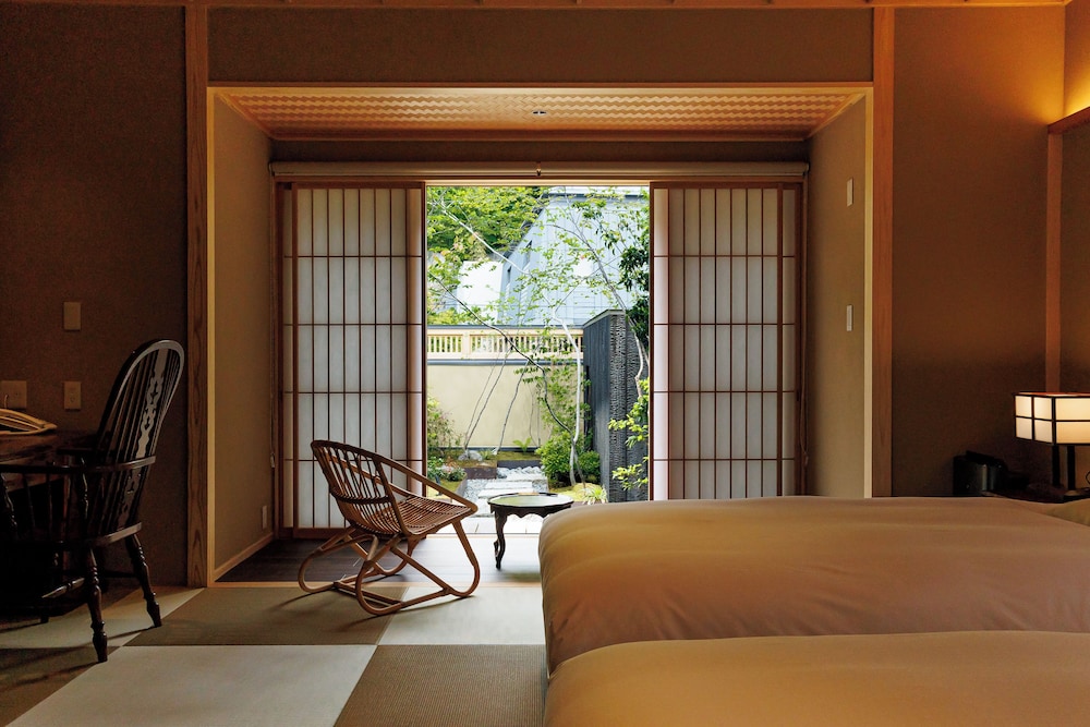 [こまくさ] 露天風呂付　ツイン (60 square meter) 客室16 | 松籟荘