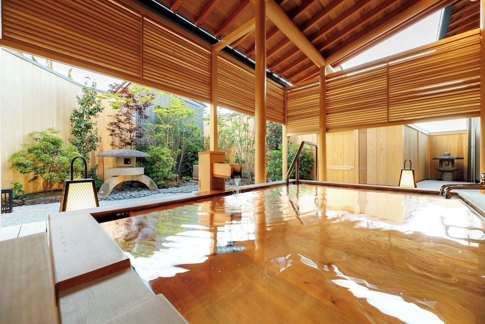 [なでしこ] 露天風呂付　和洋室 (94 square meter) バスルーム0 | 松籟荘