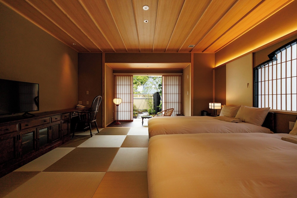 [こまくさ] 露天風呂付　ツイン (60 square meter) 客室9 | 松籟荘