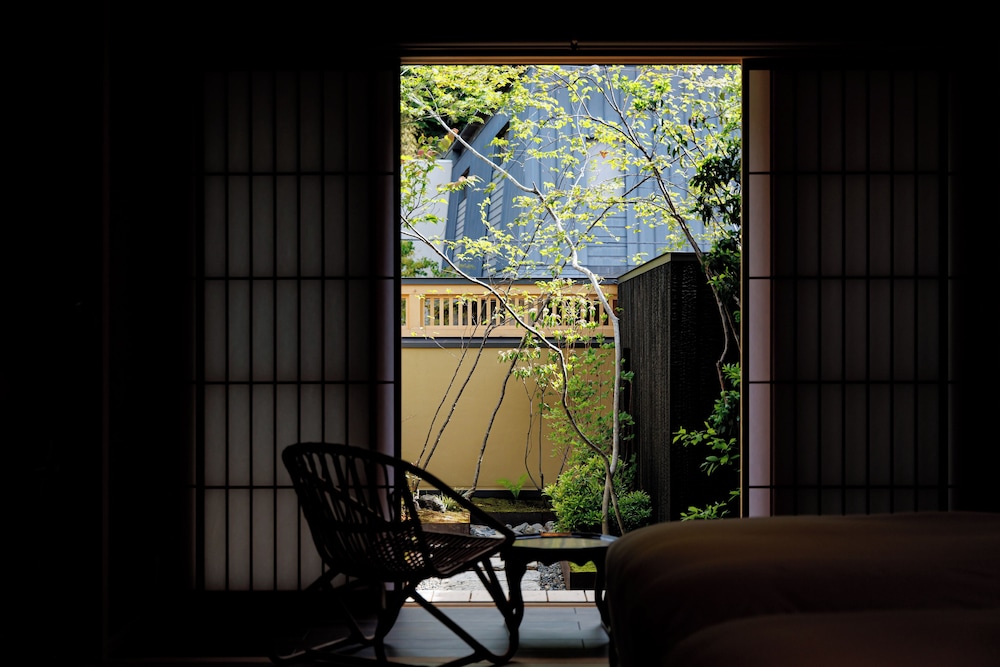 [こまくさ] 露天風呂付　ツイン (60 square meter) 客室2 | 松籟荘