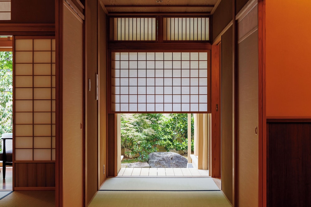 [きく] 露天風呂付　純和室 (95 square meter) 客室15 | 松籟荘