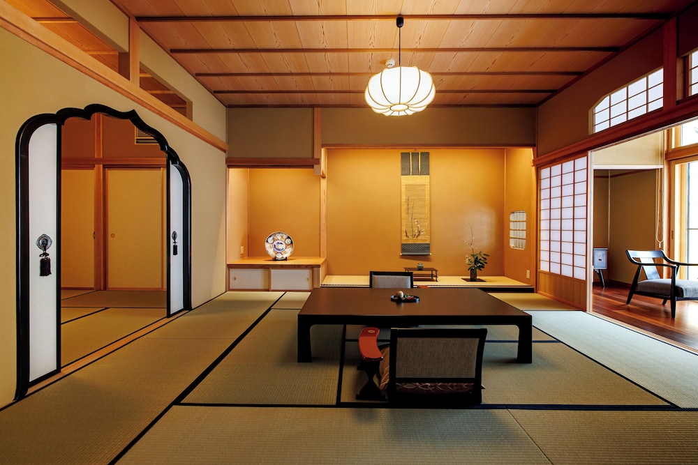 [きく] 露天風呂付　純和室 (95 square meter) 客室12 | 松籟荘