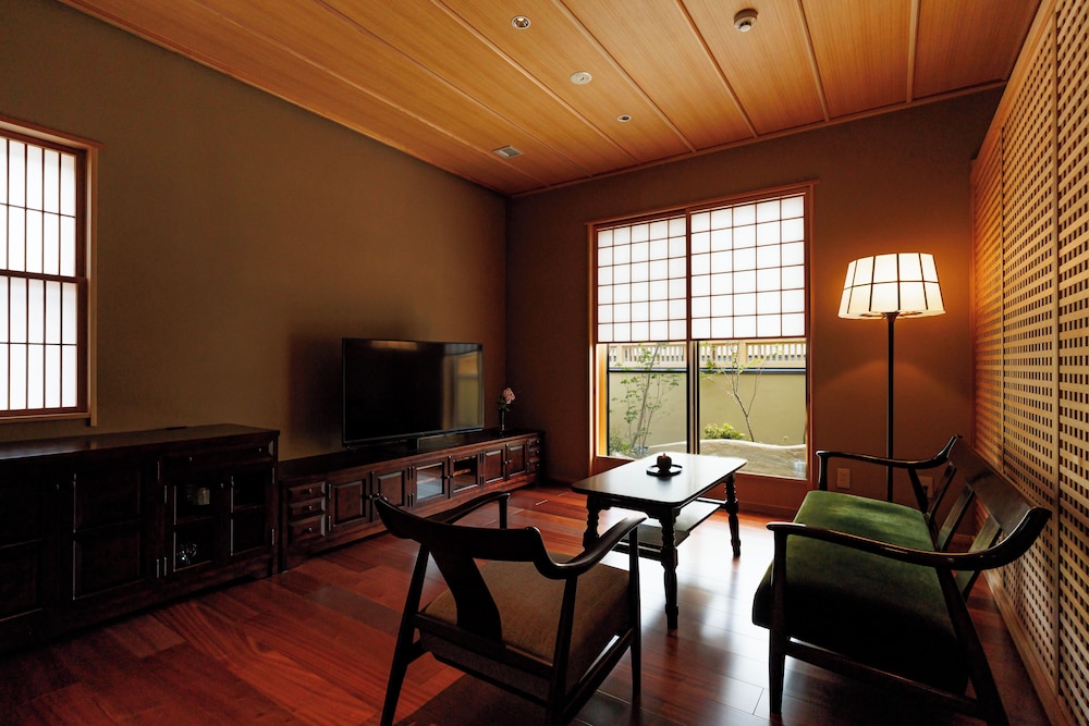 [しゃくなげ] 露天風呂付　ツイン (60 square meter) 客室11 | 松籟荘