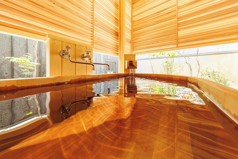 [しゃくなげ] 露天風呂付　ツイン (60 square meter) 客室4 | 松籟荘