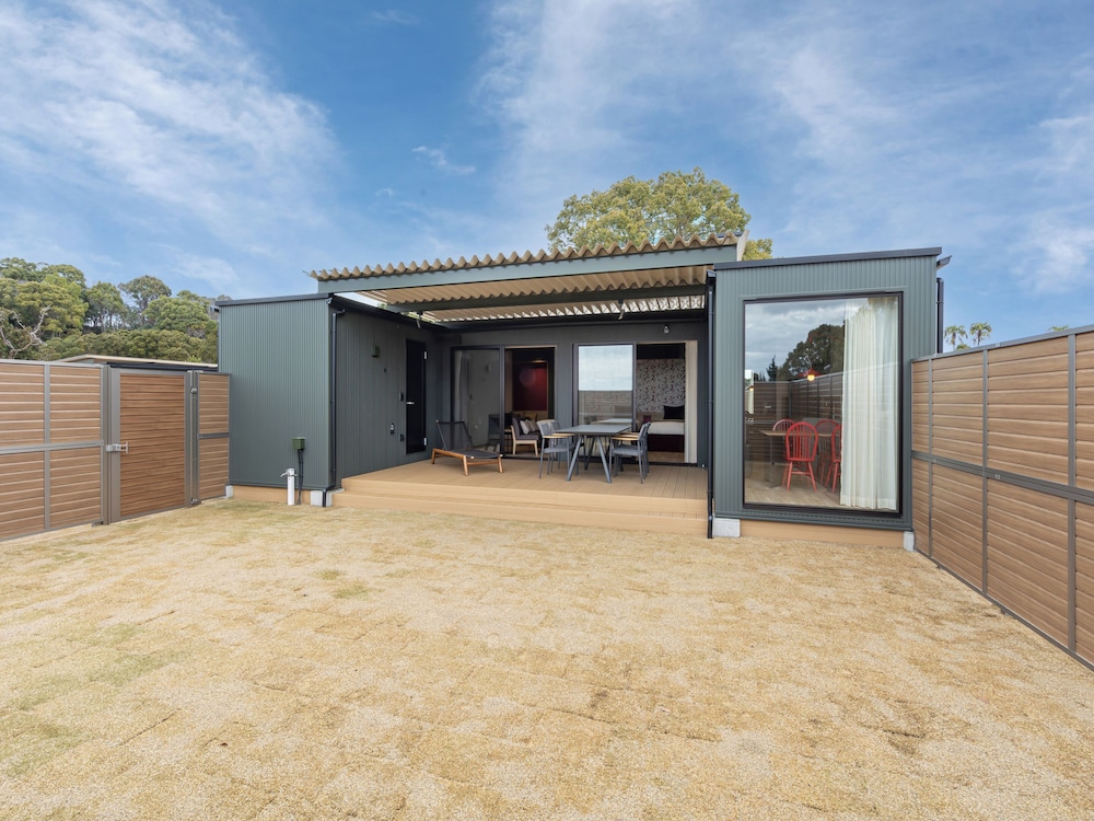 [プライベートドッグラン サウナ付] ガーデンテラスヴィラ 禁煙 | わんわんパラダイス プレミア 南紀白浜