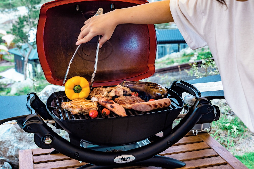 ベーシック 4 人部屋 マウンテンビュー テラス / パティオ2 | 杷木松末アウトドアヴィレッジ