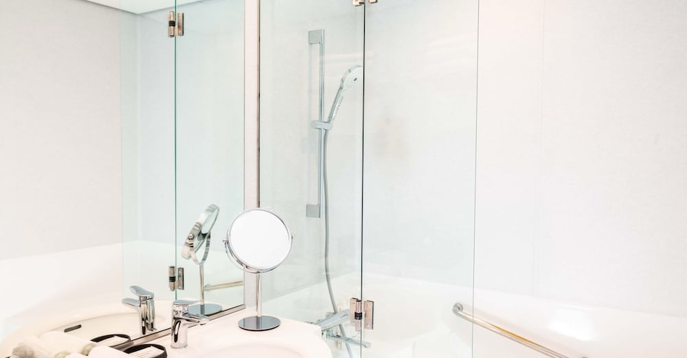 ツインルーム 禁煙 バスルーム0 | グランドホテル浜松